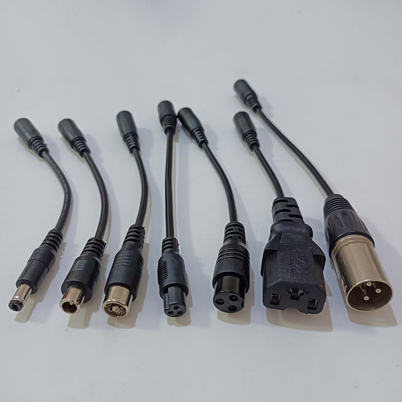 Cavo adattatore con connettore - Electric Scooter Charger recensione e prezzo