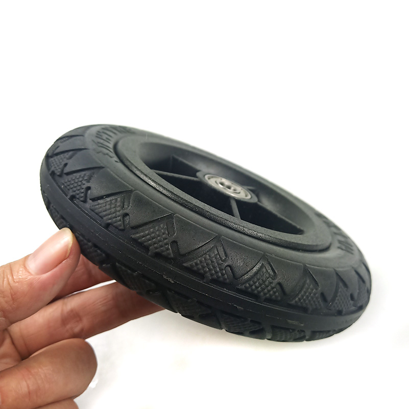 Pneumatico pieno 6X1 1/4, molt - Scooter Tire recensione e prezzo