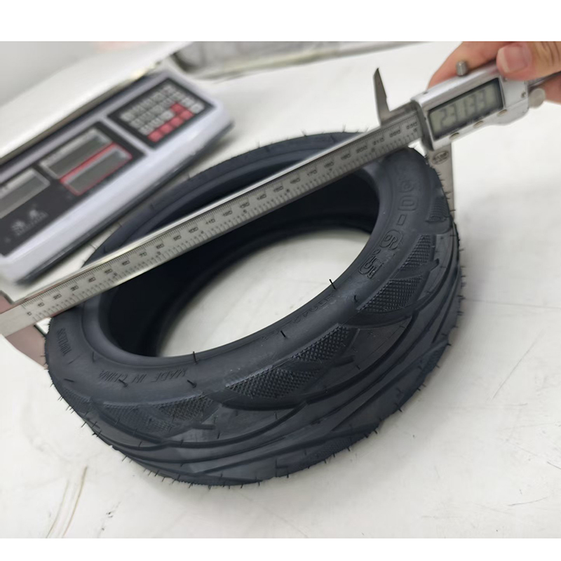 Pneumatico originale senza cam - Scooter Tire recensione e prezzo
